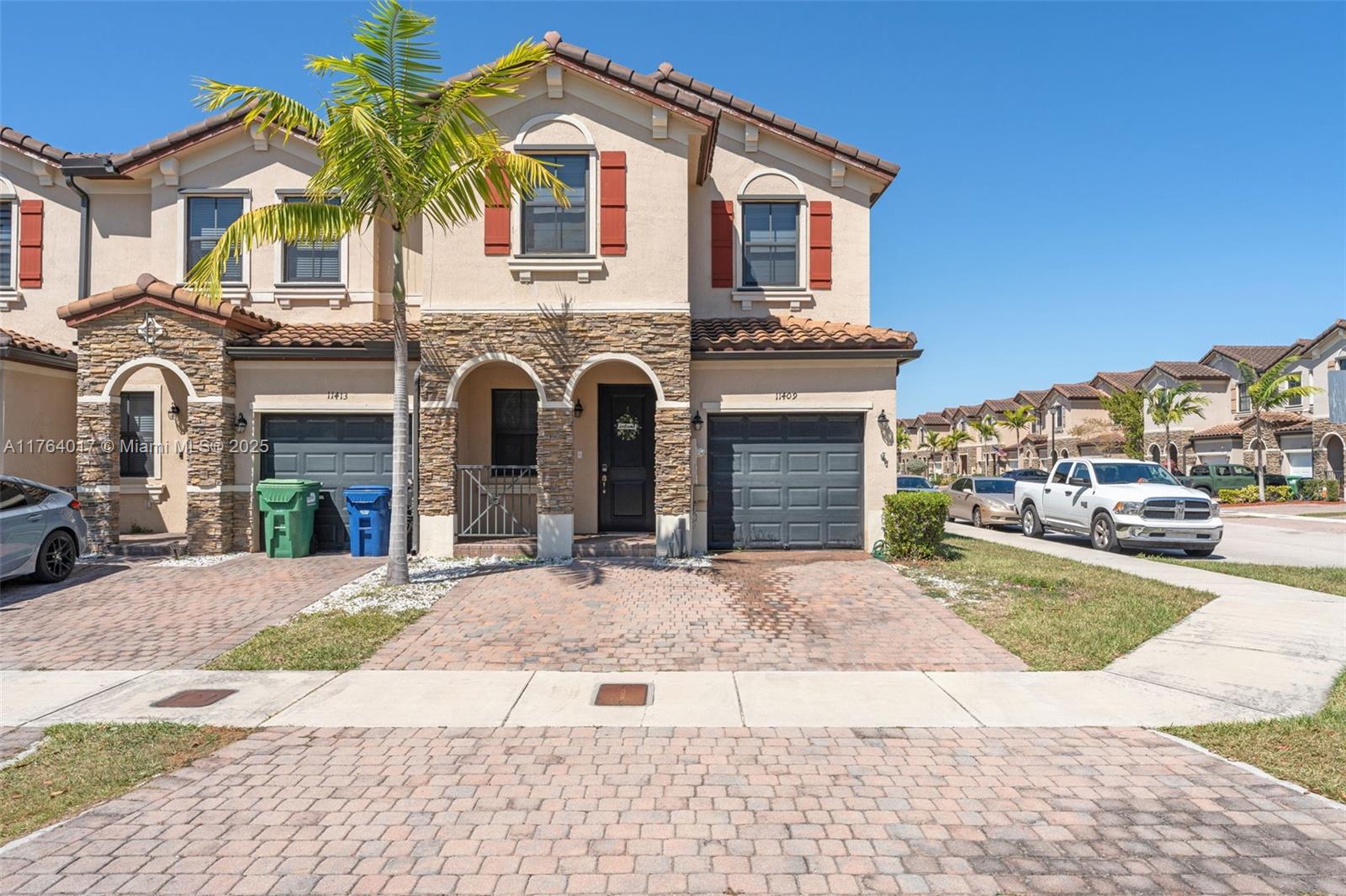 11409 Sw 253rd St, Homestead, Miami-Dade County, Florida - 3 Bedrooms  
3 Bathrooms - 