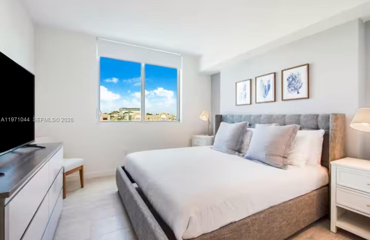 QUADRO CONDO - Residential