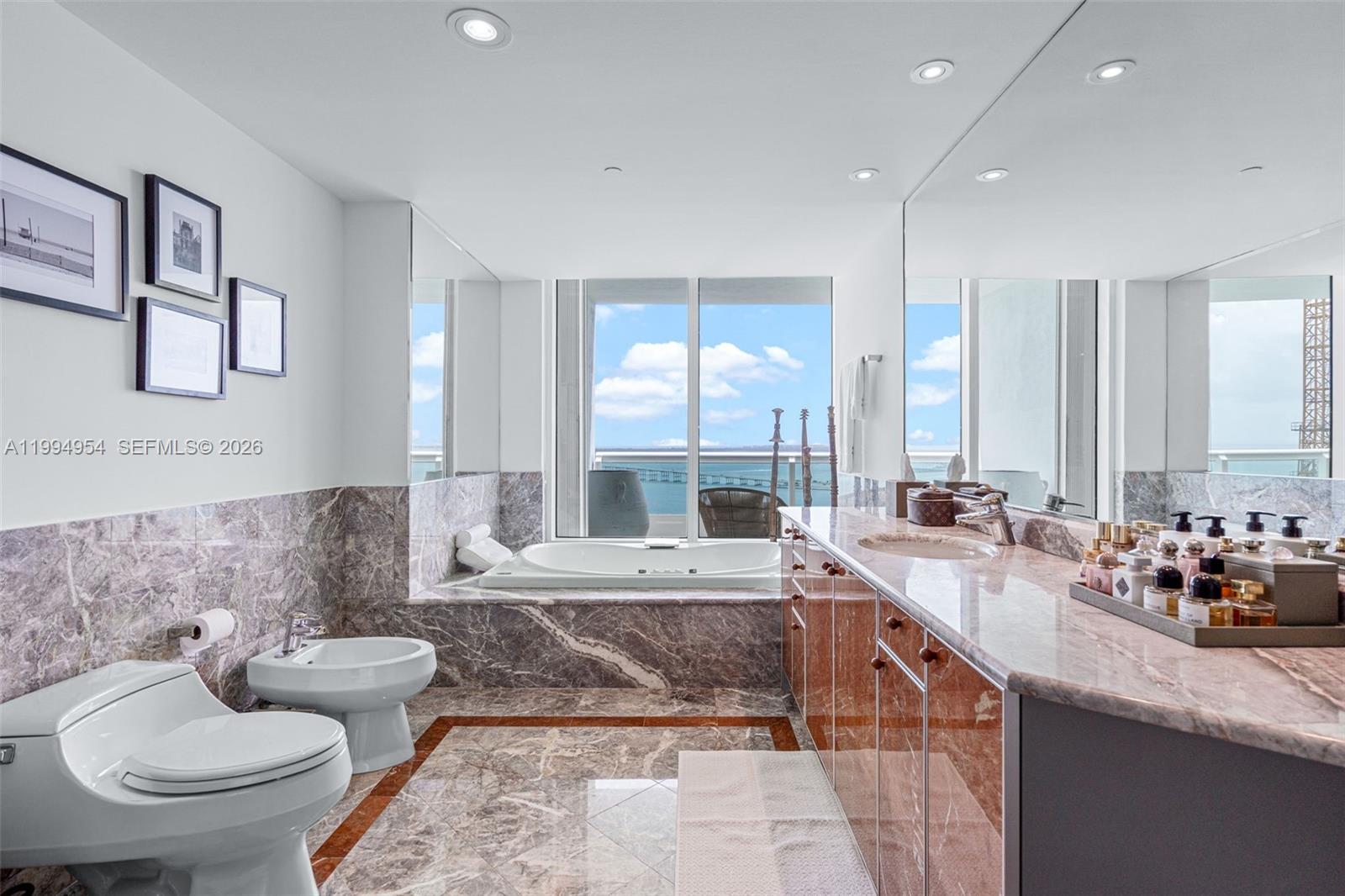 SANTA MARIA CONDO - Residential Lease