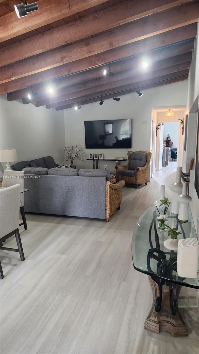 SNAPPER VILLAGE CONDO PHA - Residential