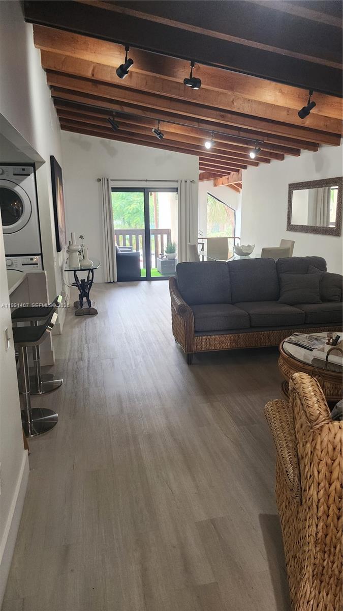 SNAPPER VILLAGE CONDO PHA - Residential
