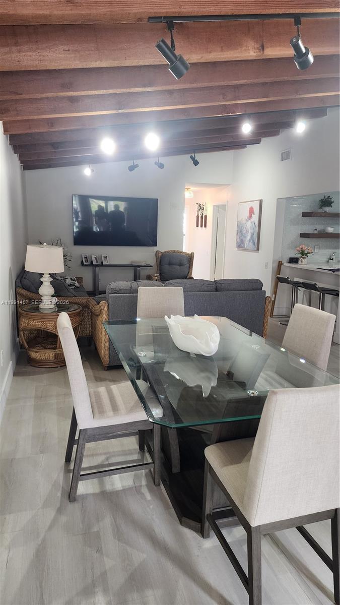 SNAPPER VILLAGE CONDO PHA - Residential