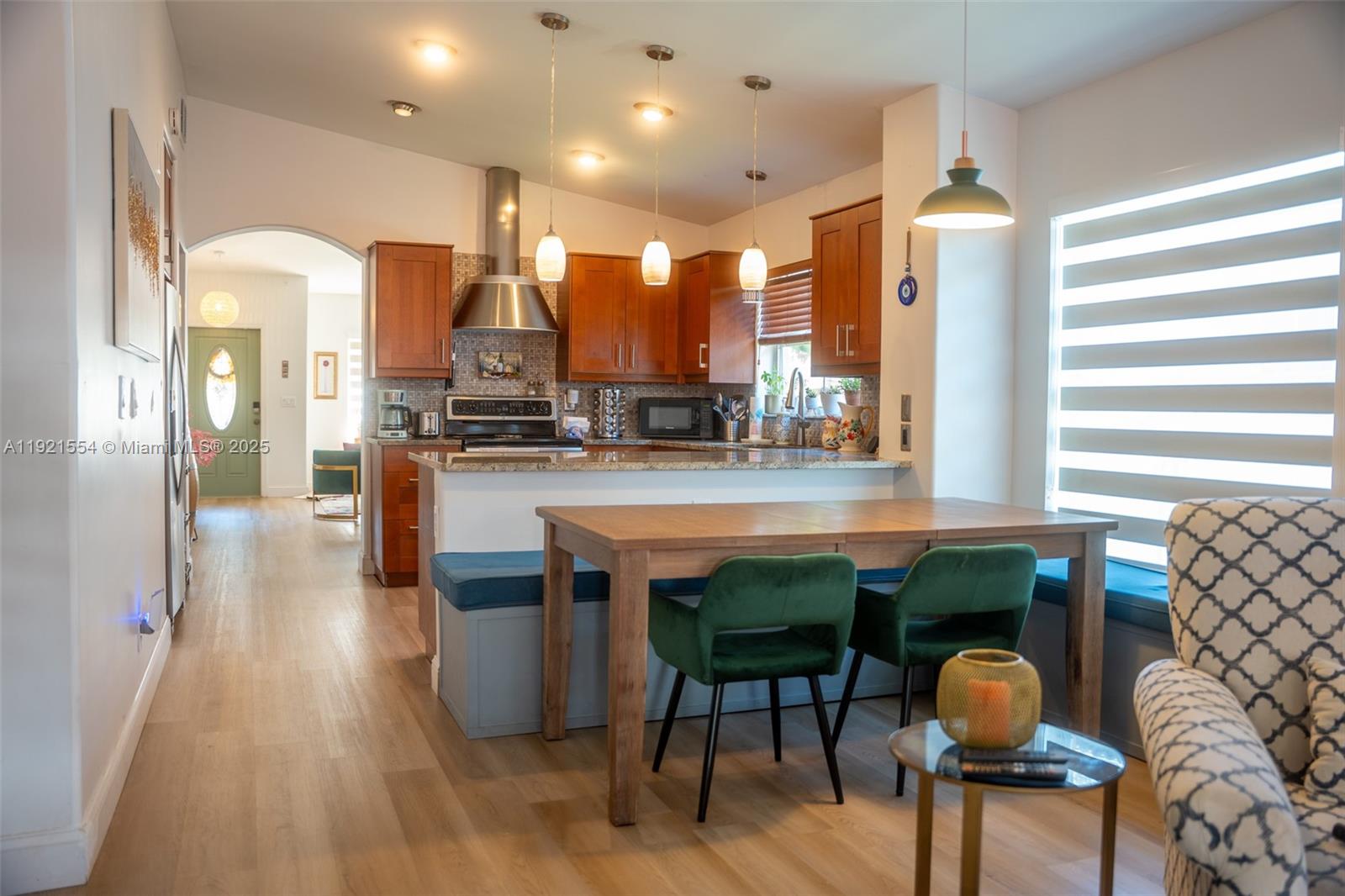 CHAPEL TRAIL II - Residential Lease