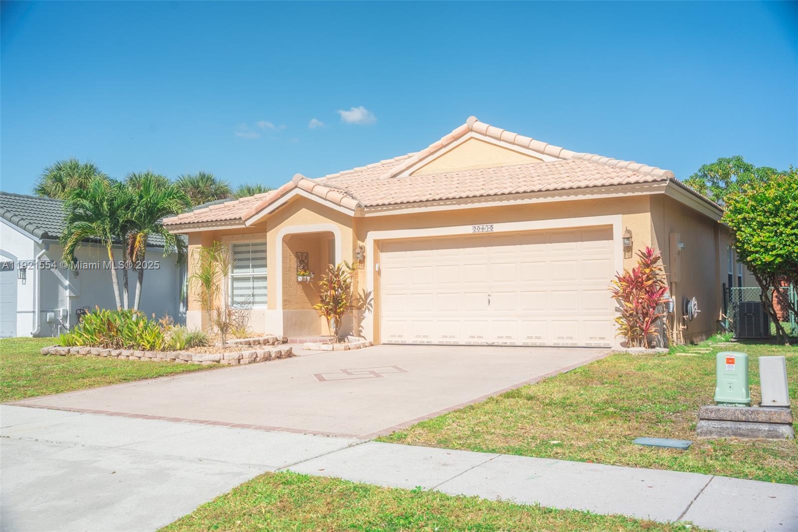 CHAPEL TRAIL II - Residential Lease