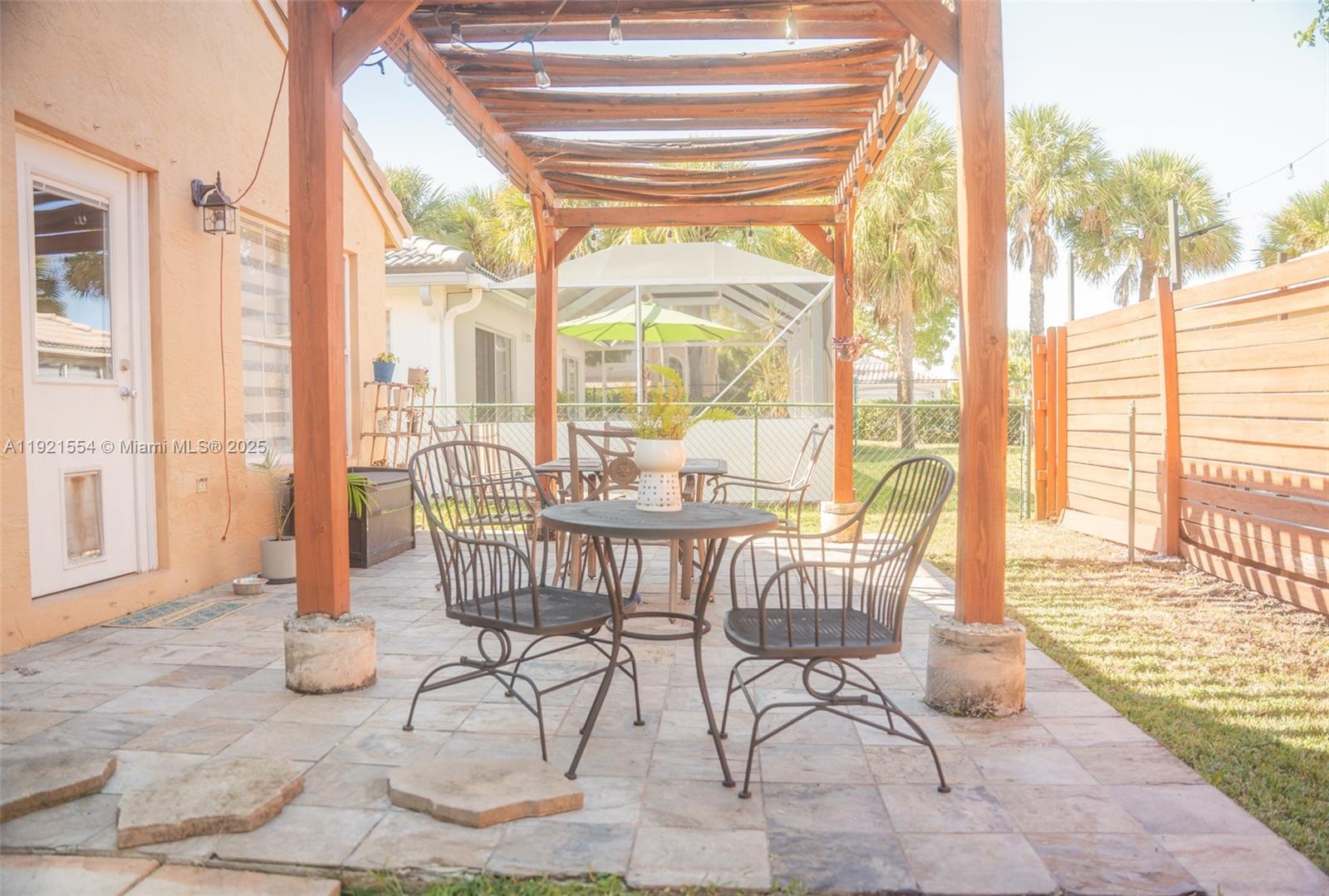 CHAPEL TRAIL II - Residential Lease