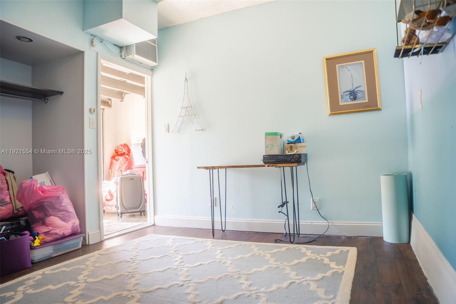 CHAPEL TRAIL II - Residential Lease