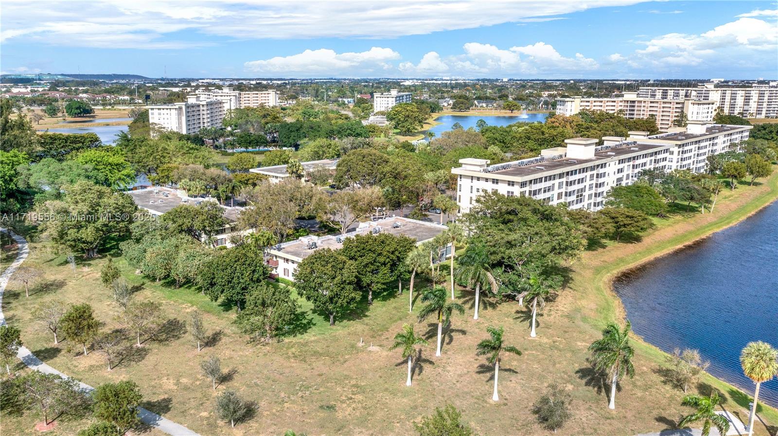 NO 6 PALM-AIRE COUNTRY CL - Residential