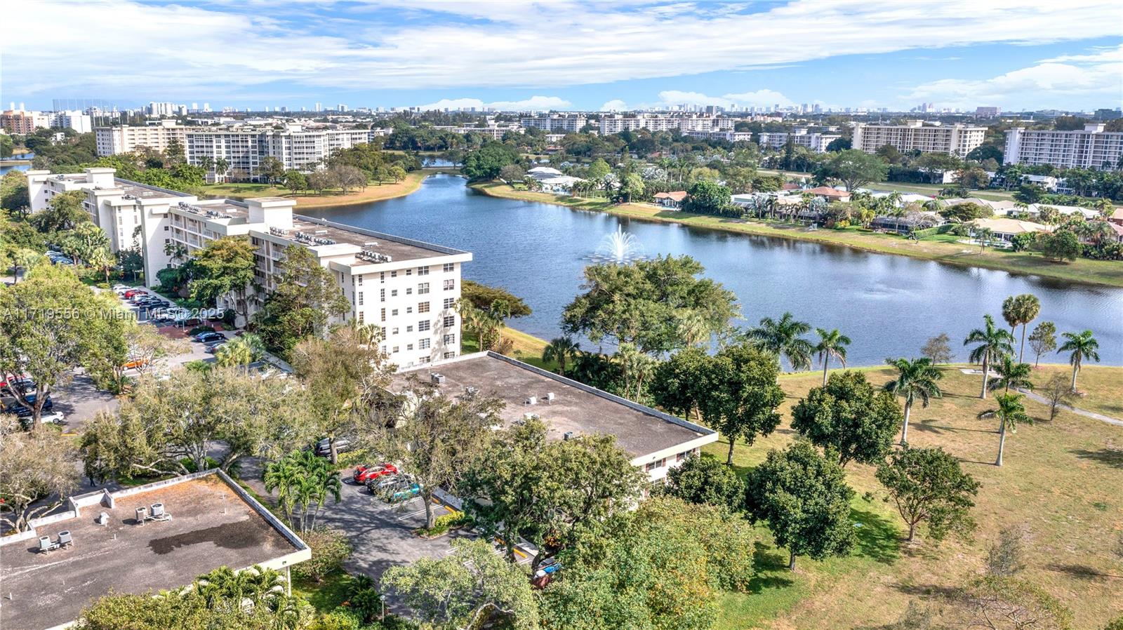 NO 6 PALM-AIRE COUNTRY CL - Residential