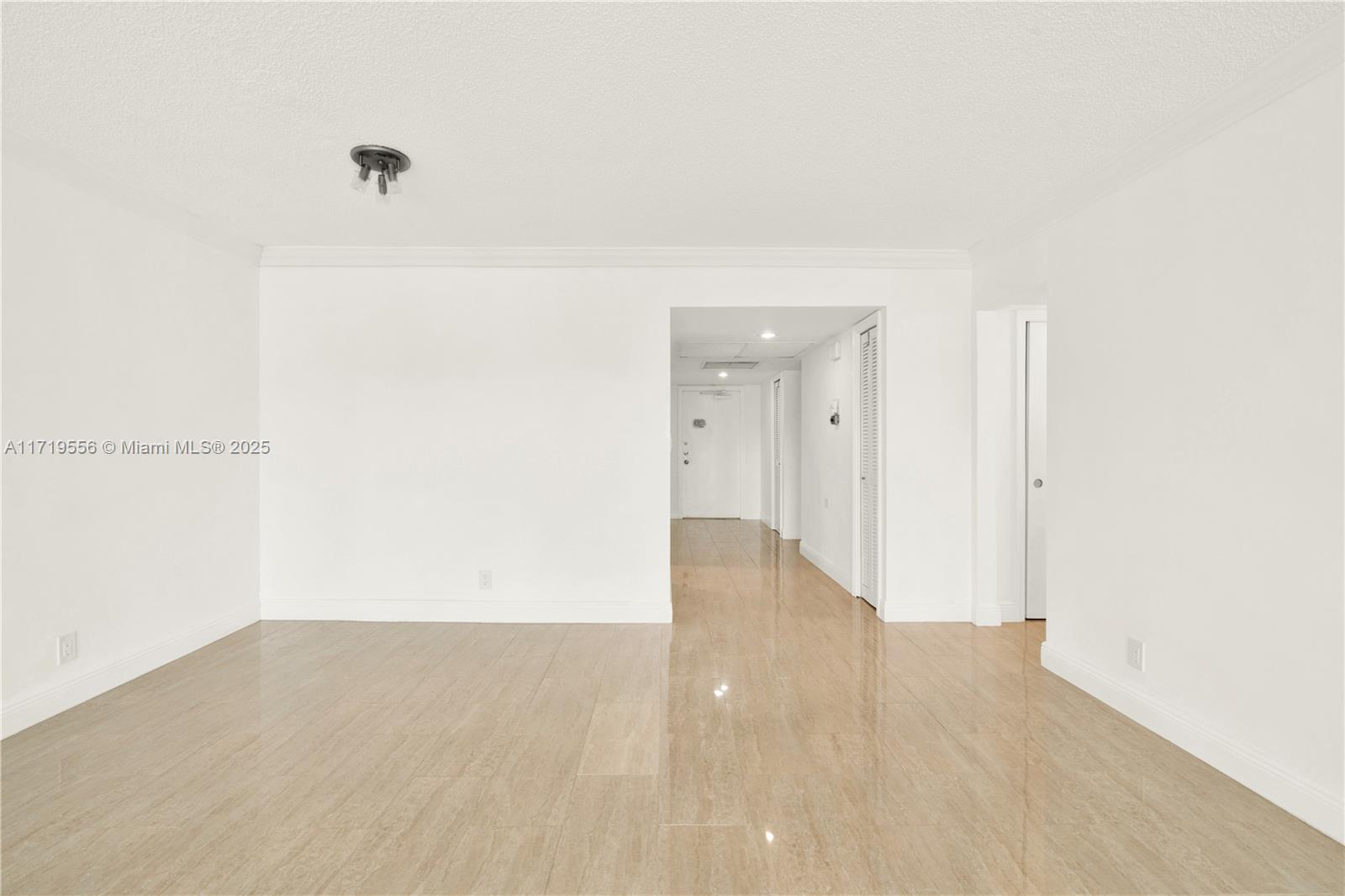 NO 6 PALM-AIRE COUNTRY CL - Residential