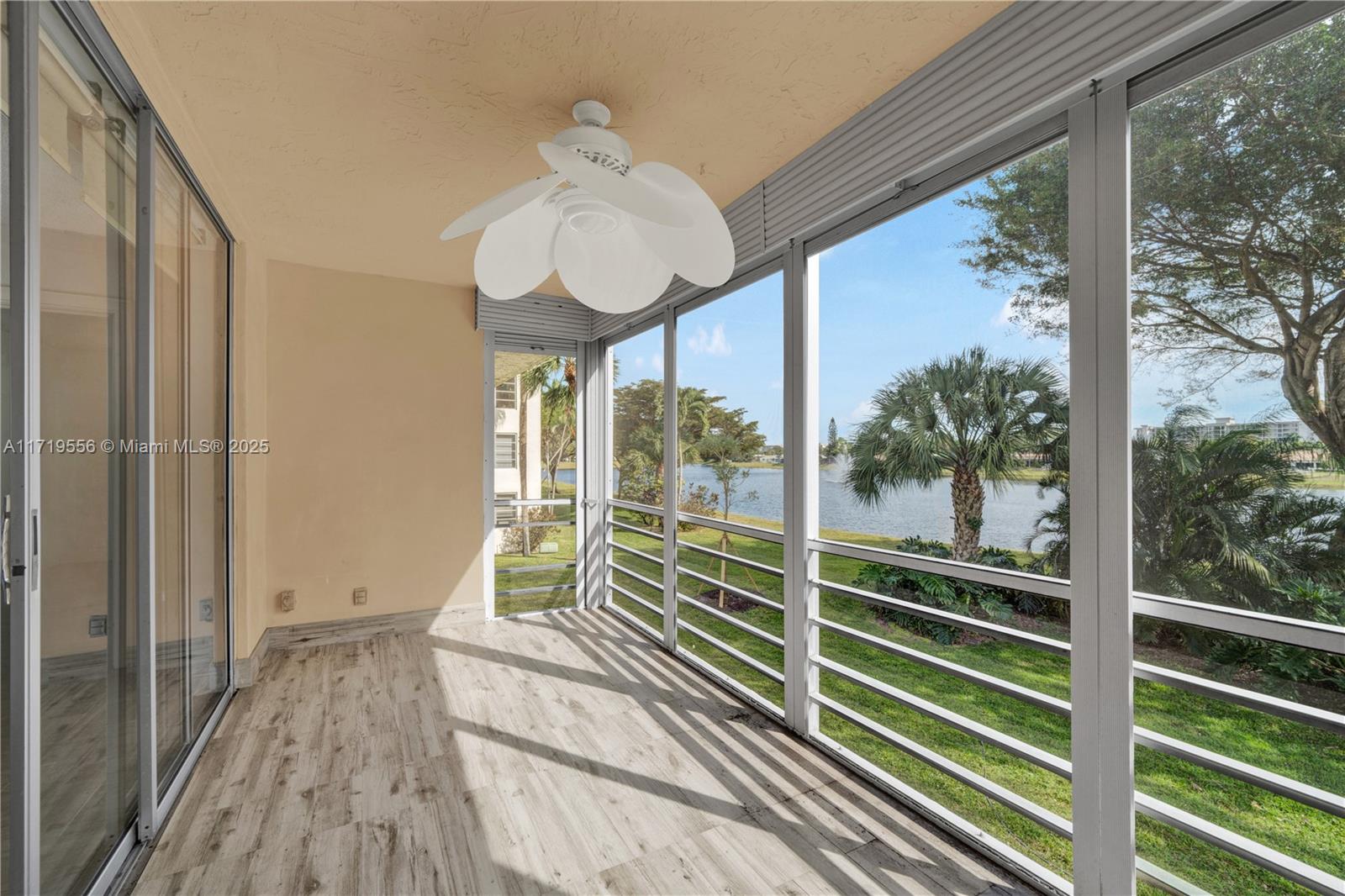 NO 6 PALM-AIRE COUNTRY CL - Residential