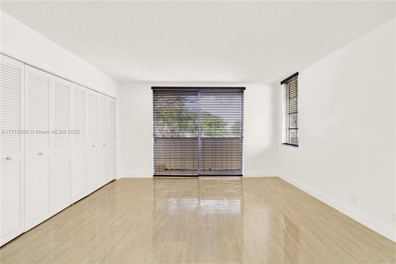 NO 6 PALM-AIRE COUNTRY CL - Residential