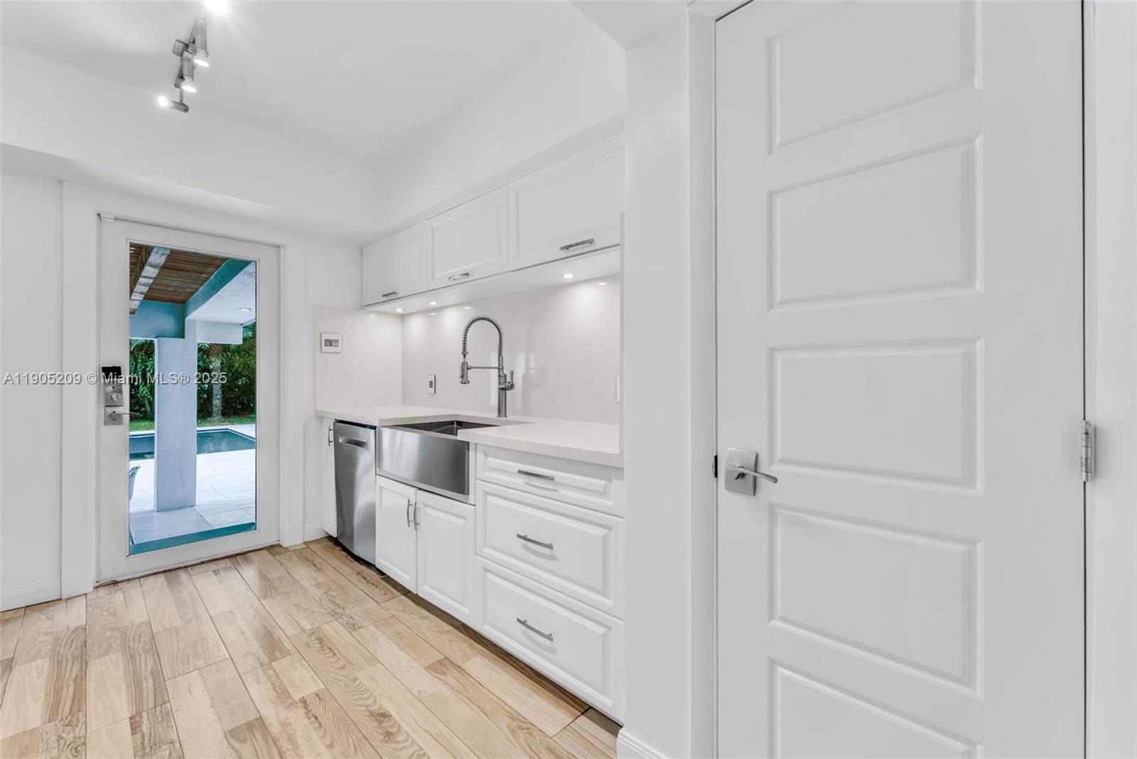 GRIFFING BISCAYNE PK ESTA - Residential