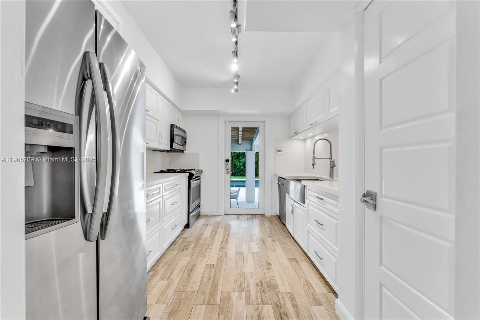 GRIFFING BISCAYNE PK ESTA - Residential