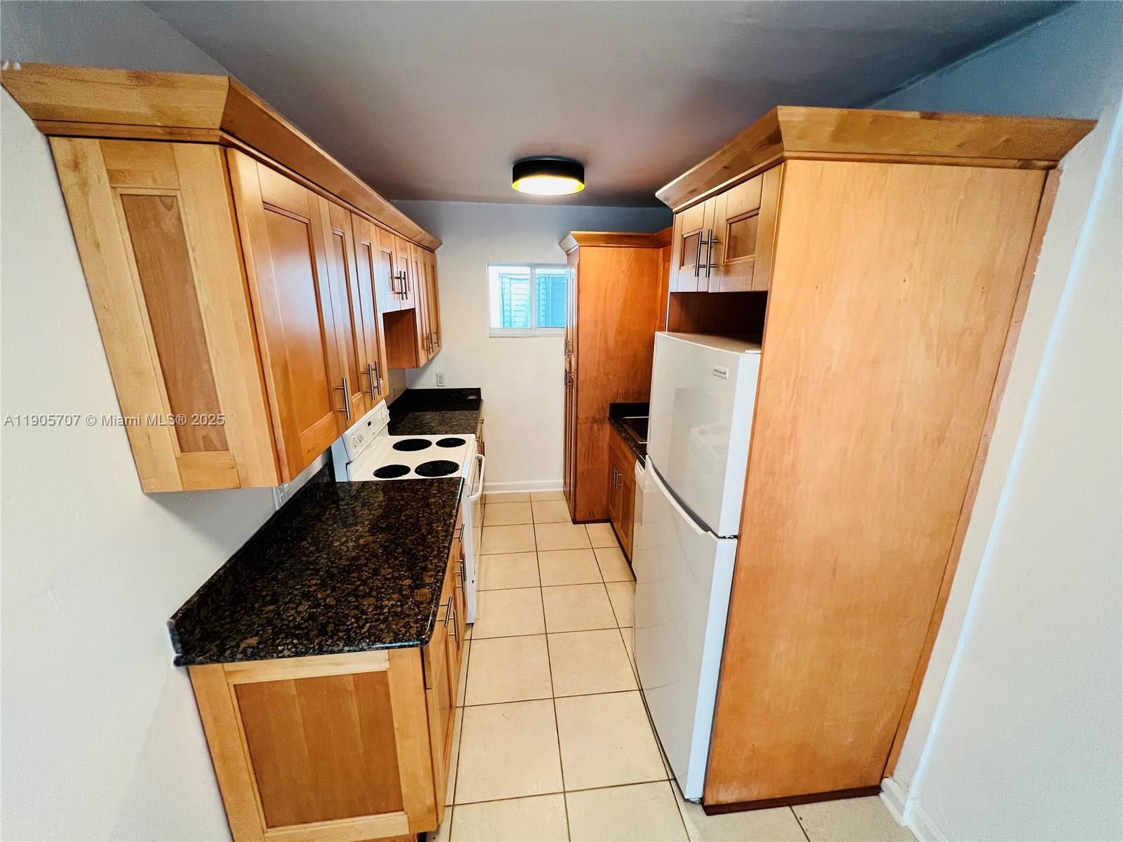 LUCY CONDO - Residential Lease