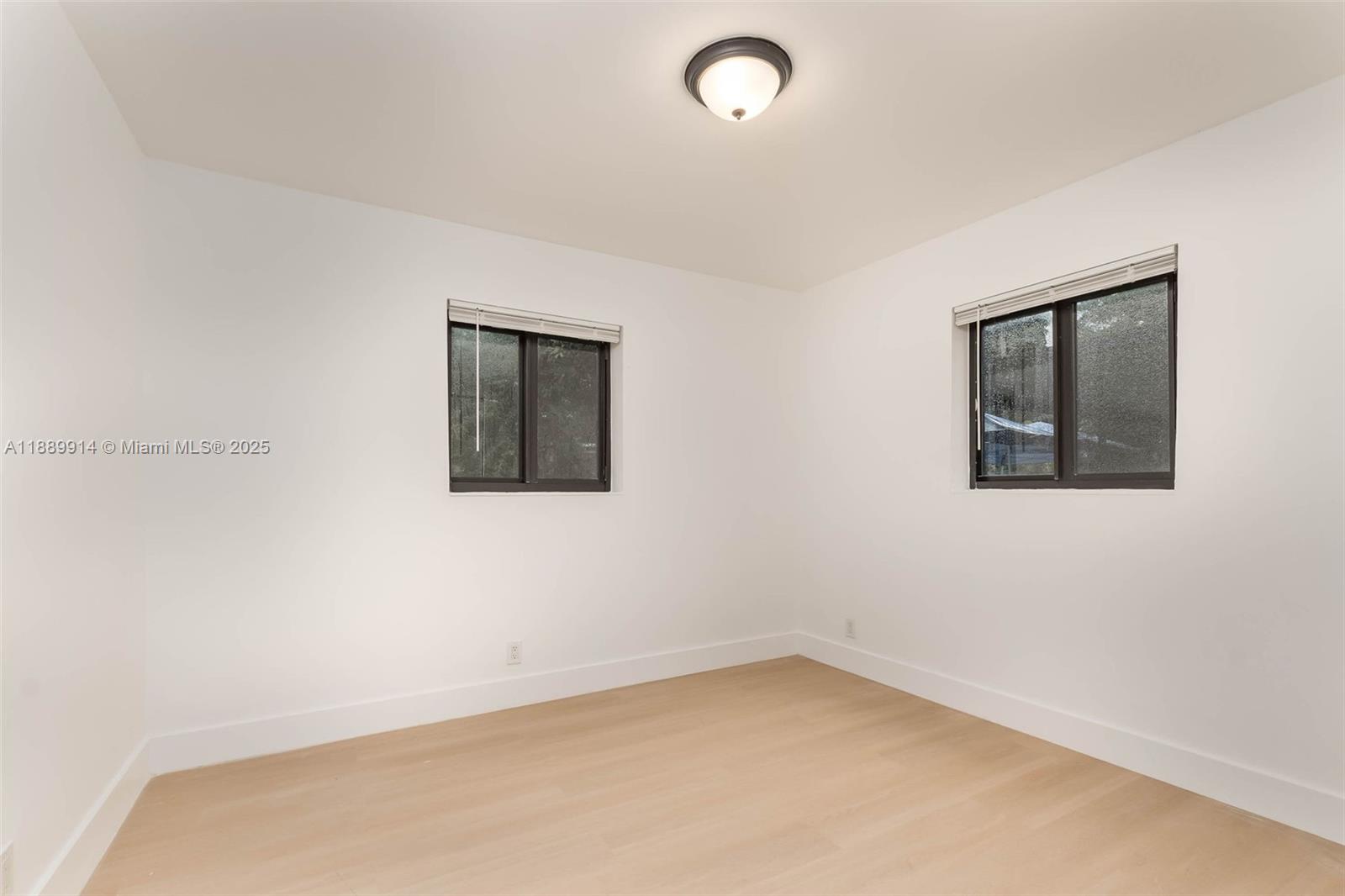 LAKE SHORE ESTATES - Residential