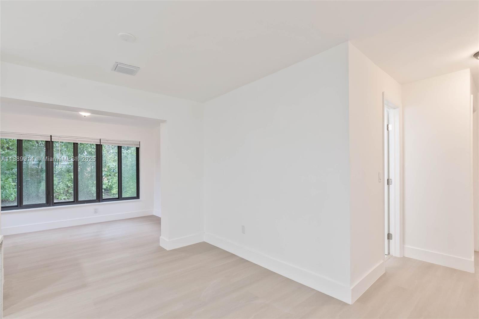 LAKE SHORE ESTATES - Residential