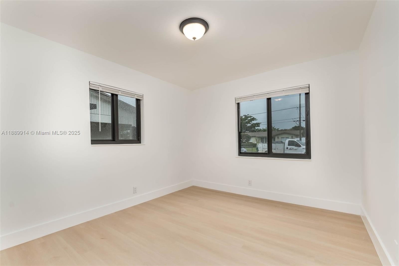 LAKE SHORE ESTATES - Residential