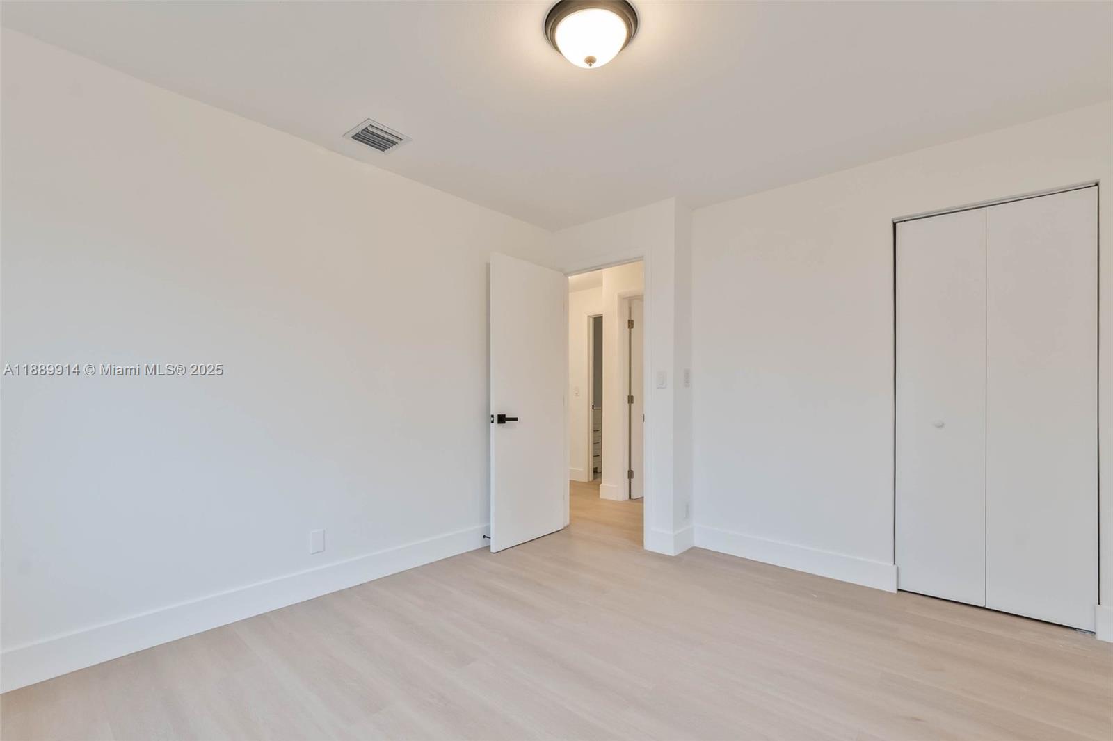 LAKE SHORE ESTATES - Residential