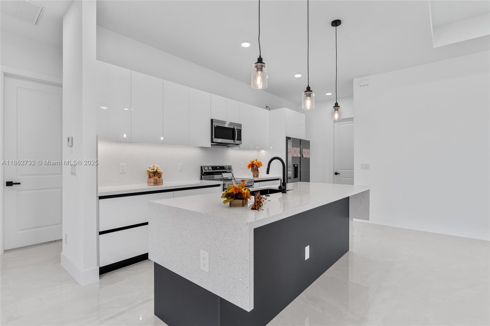 Sunshine - Residential