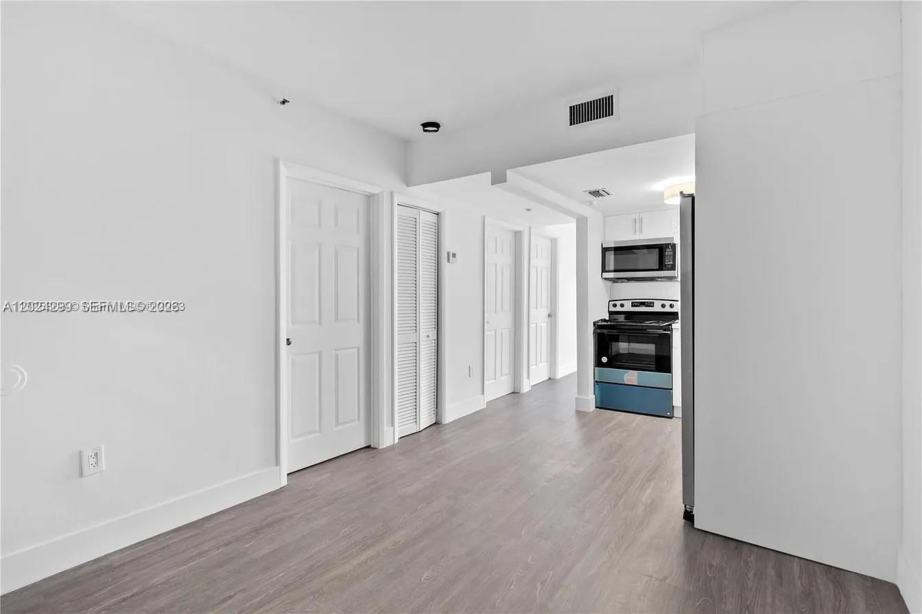 1351 SW 4th St 8