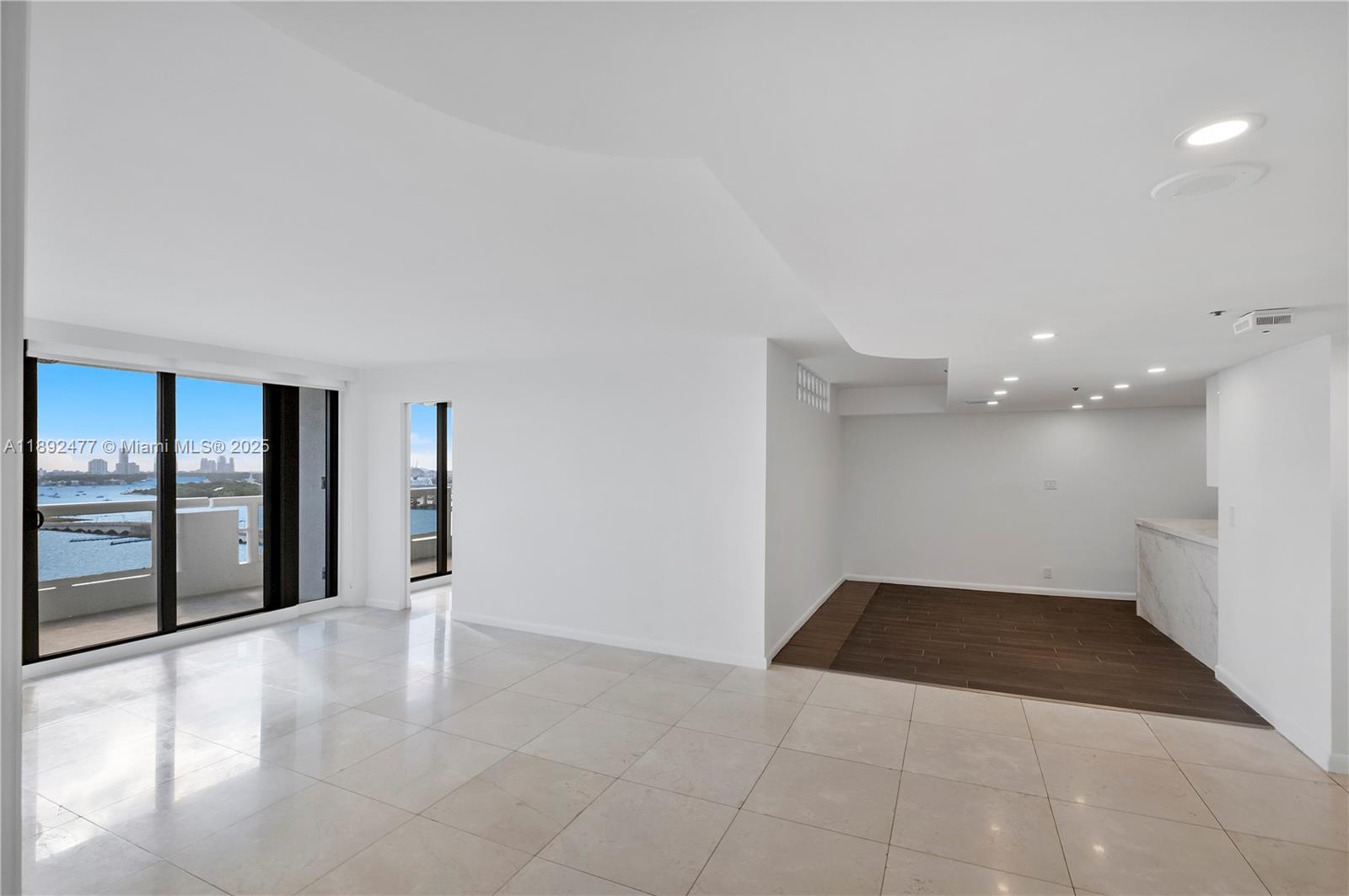 VENETIA CONDO THE GRAND - Residential Lease