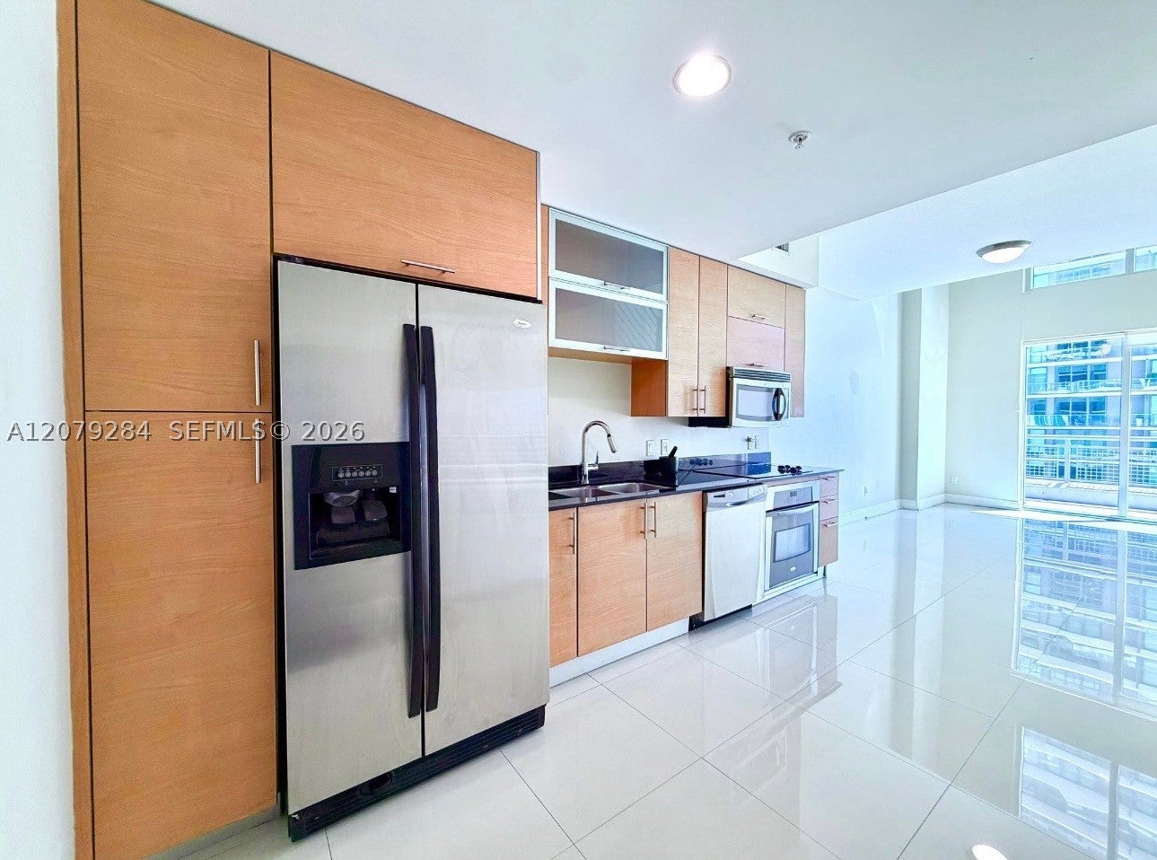 60 SW 13th St 1808