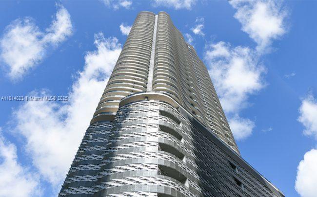 Rental Property at 1000 Brickell Plaza 2506, Miami, Broward County, Florida - Bedrooms: 1 
Bathrooms: 2  - $5,000 MO.