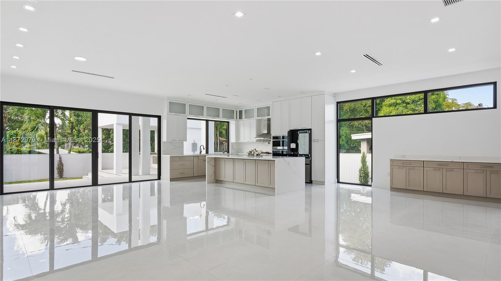 EDGEWATER PARK AMD PL - Residential