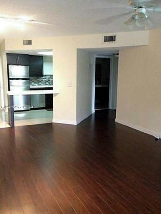 Rental Property at 8225 Lake Dr 107, Doral, Miami-Dade County, Florida - Bedrooms: 1 
Bathrooms: 1  - $2,050 MO.