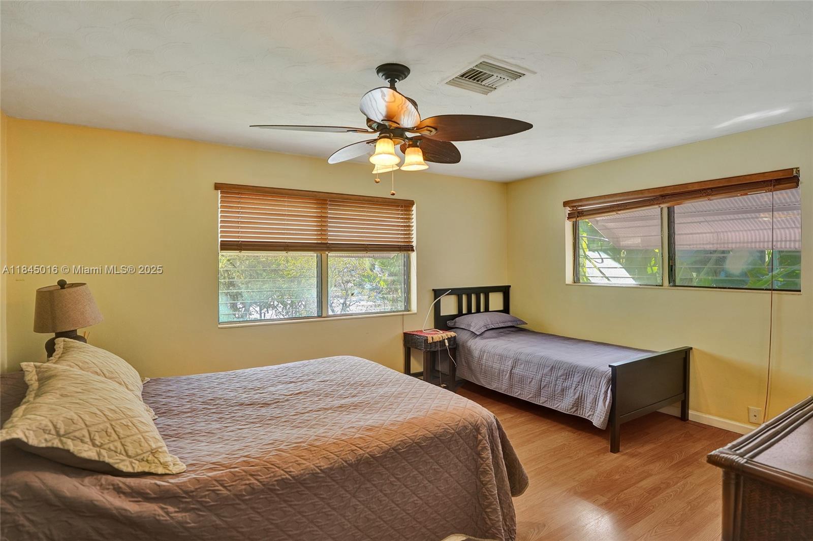 SOUTH NEW RIVER ISLES SEC - Residential