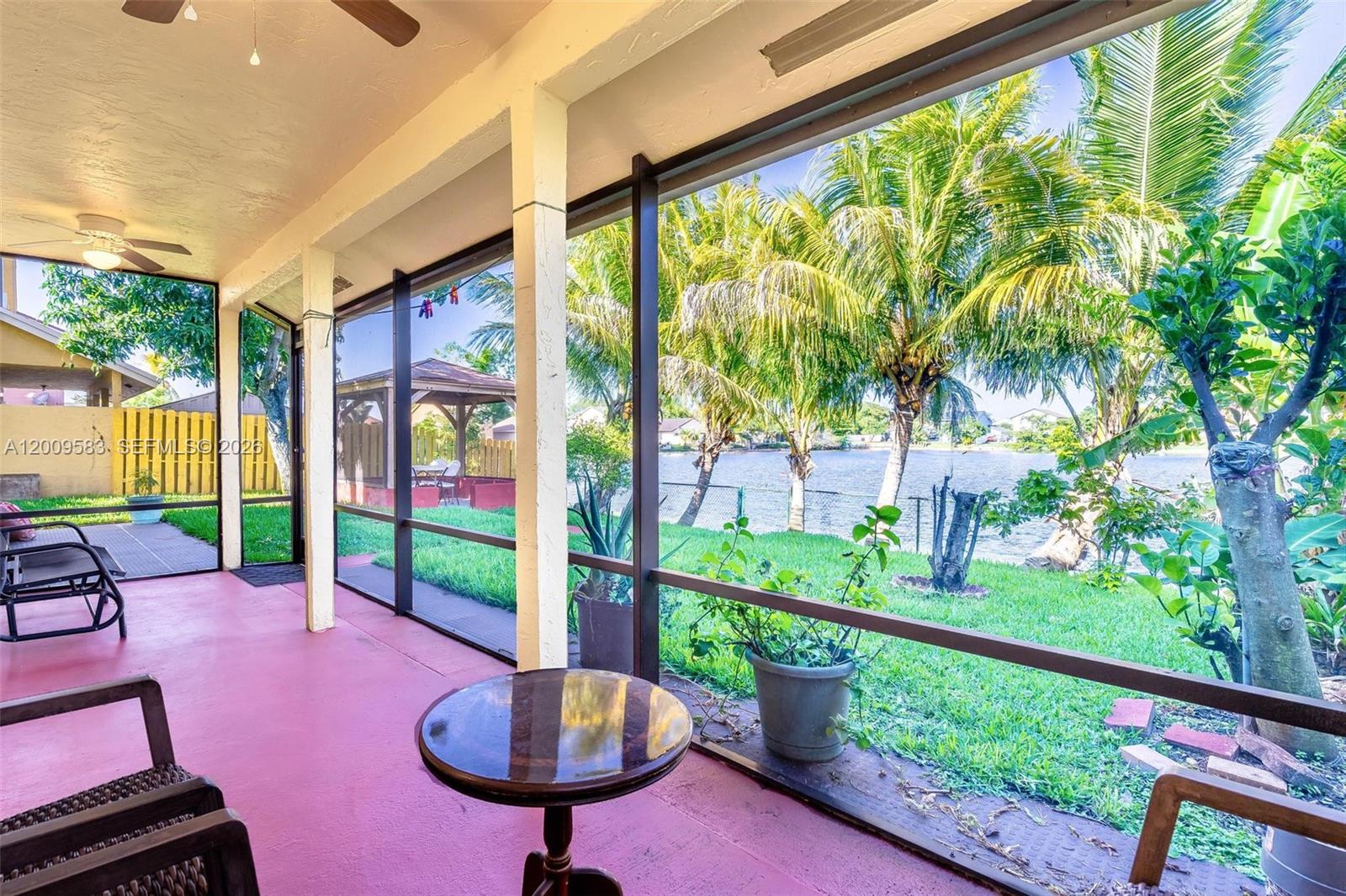 LAKESIDE SOUTH - Residential