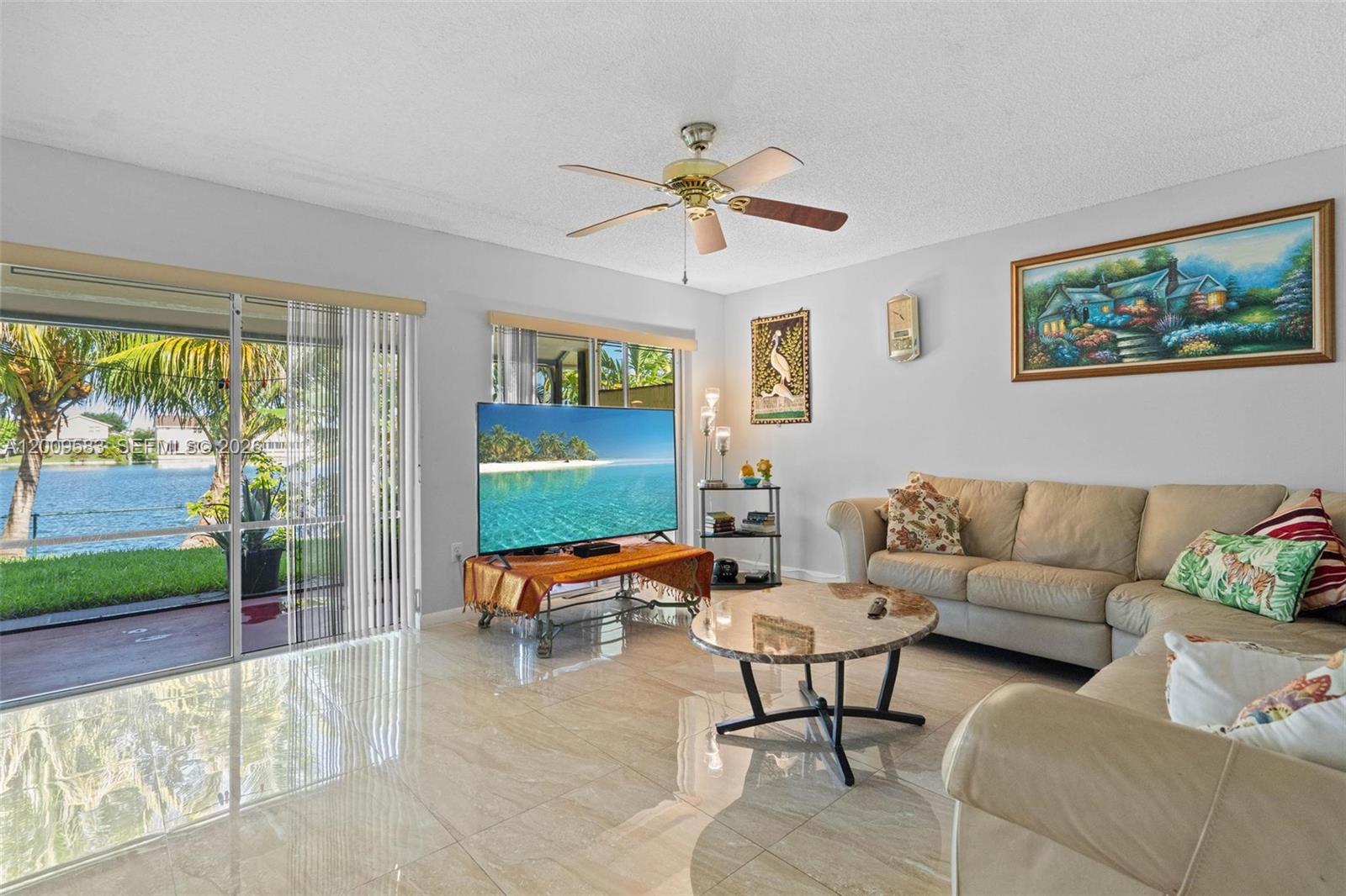 LAKESIDE SOUTH - Residential