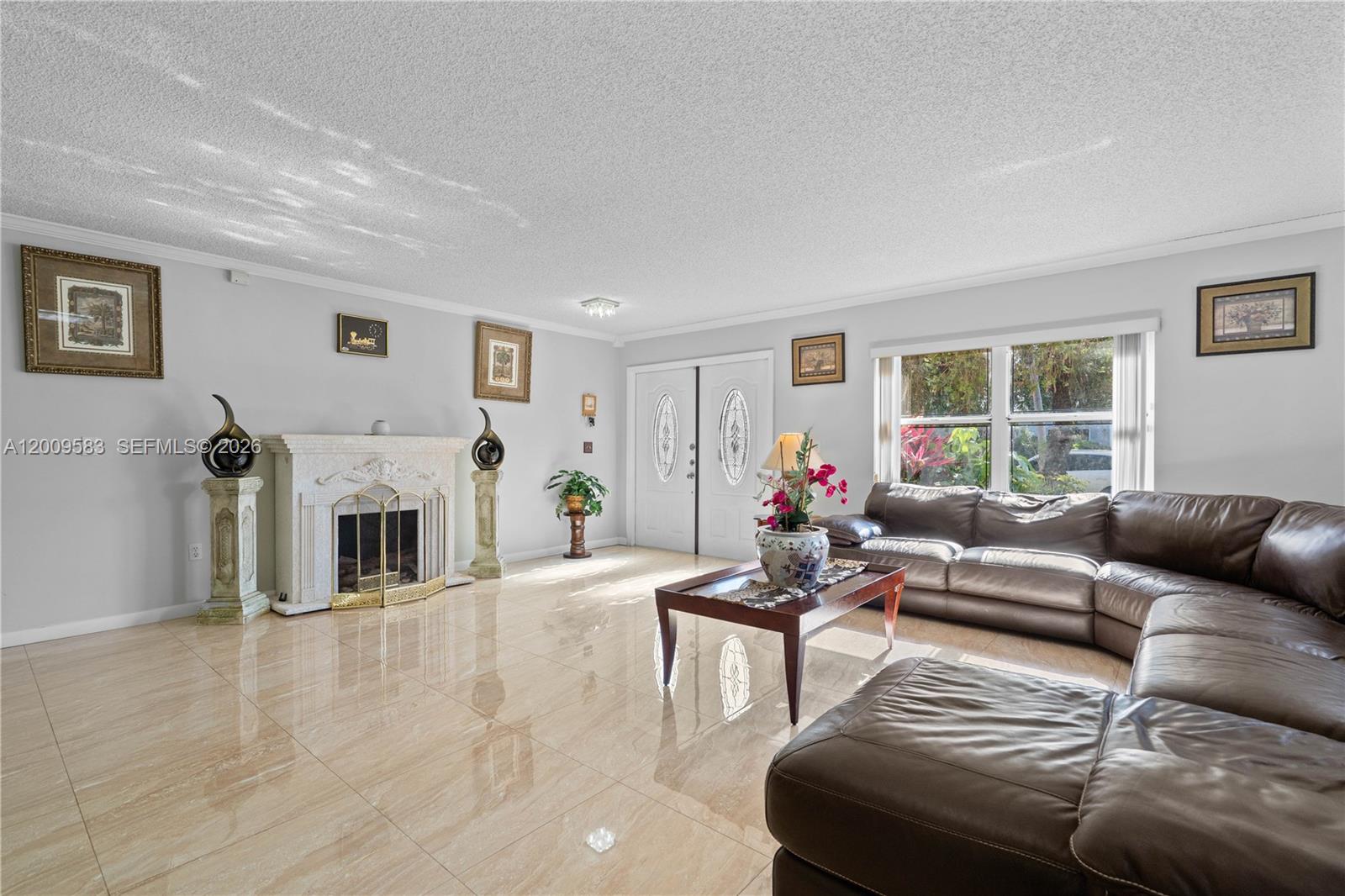 LAKESIDE SOUTH - Residential