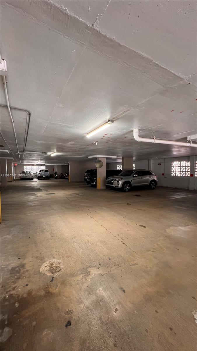 1750 JAMES APARTMENTS CON - Residential Lease