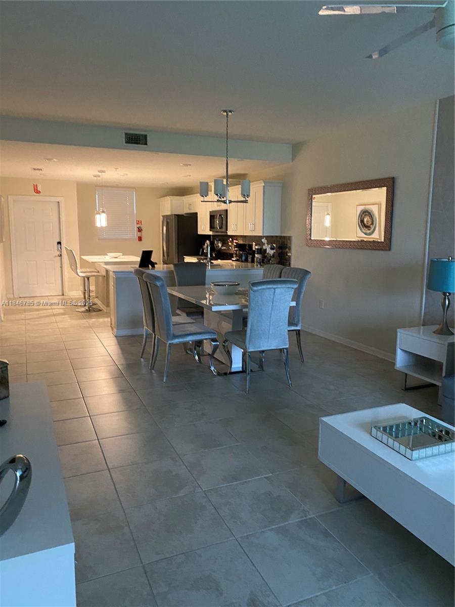 STOREY LAKE - Residential