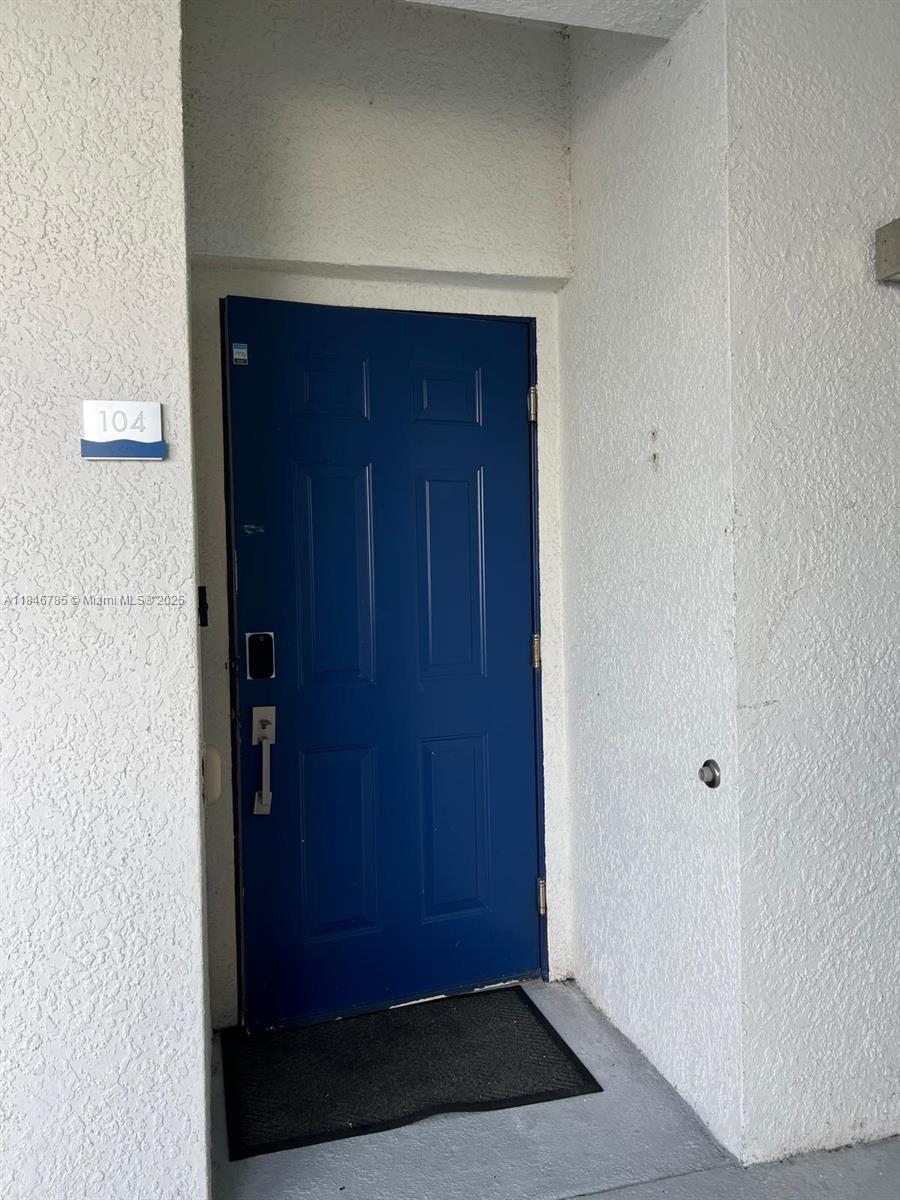 STOREY LAKE - Residential