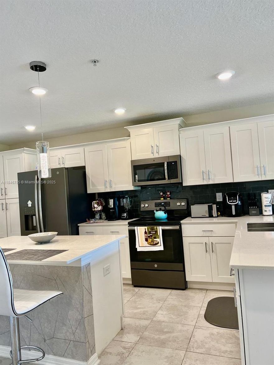 a modern 2-bedroom, 2-bath condo in Kissimmee, ideal for vacation rentals near Disney:

For Sale: Modern 2BR/2BA Vacation Condo Near Disney – Perfect Airbnb Investment!
Turnkey opportunity! This stylish, fully furnished 2-bedroom, 2-bath condo in Kissimmee offers a fantastic chance to own a high-performing Airbnb rental property just minutes from Walt 
Community Amenities:
Resort-style pool & hot tub
Fitness center
Gated security with parking
Investment Highlights:
Fully furnished and move-in ready
Strong Airbnb rental history (if applicable)
Low HOA fees with fantastic amenities
Ideal for short-term vacation rentals or long-term leasing

Don’t miss this turnkey Airbnb opportunity in a prime Orlando area — perfect for investors looking for steady income with minimal hassle!