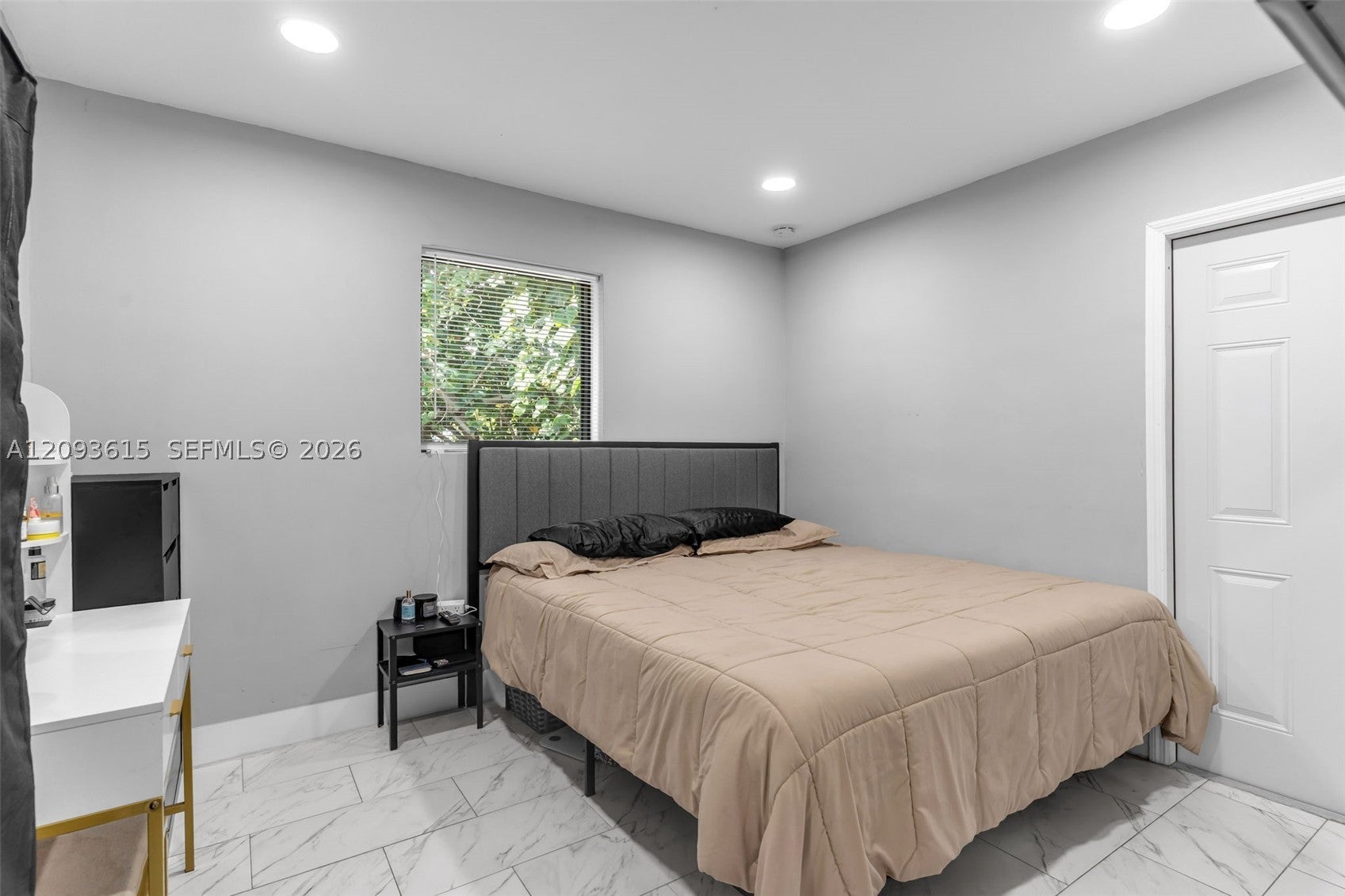 15100 NE 14th Ct 15100