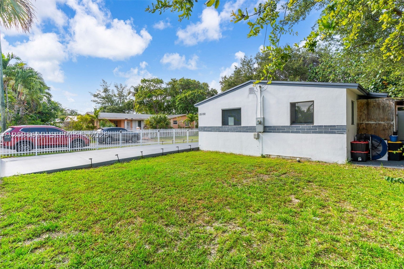 15100 NE 14th Ct 15100