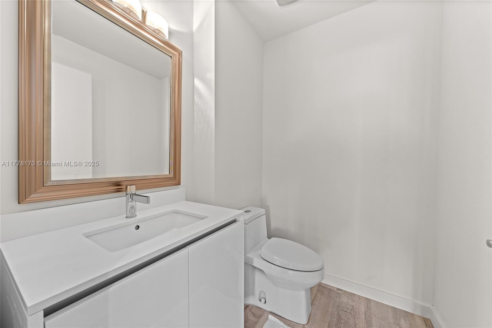 AUBERGE BEACH RESIDENCES - Residential