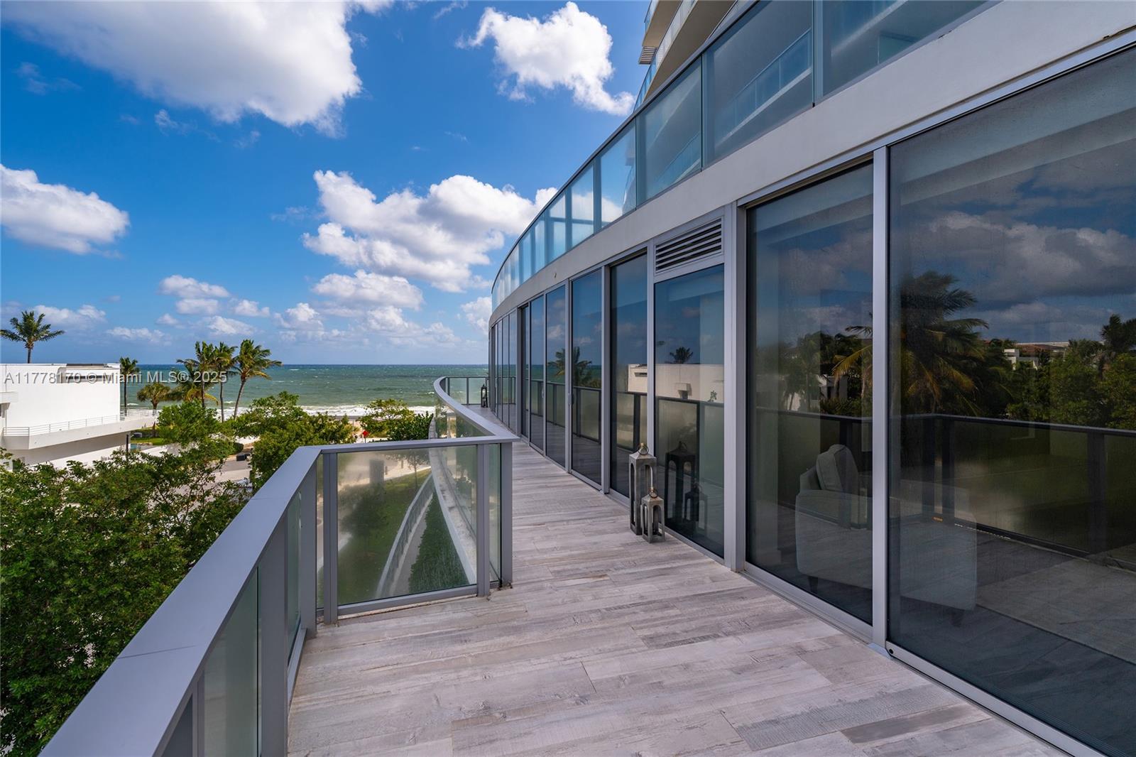 AUBERGE BEACH RESIDENCES - Residential