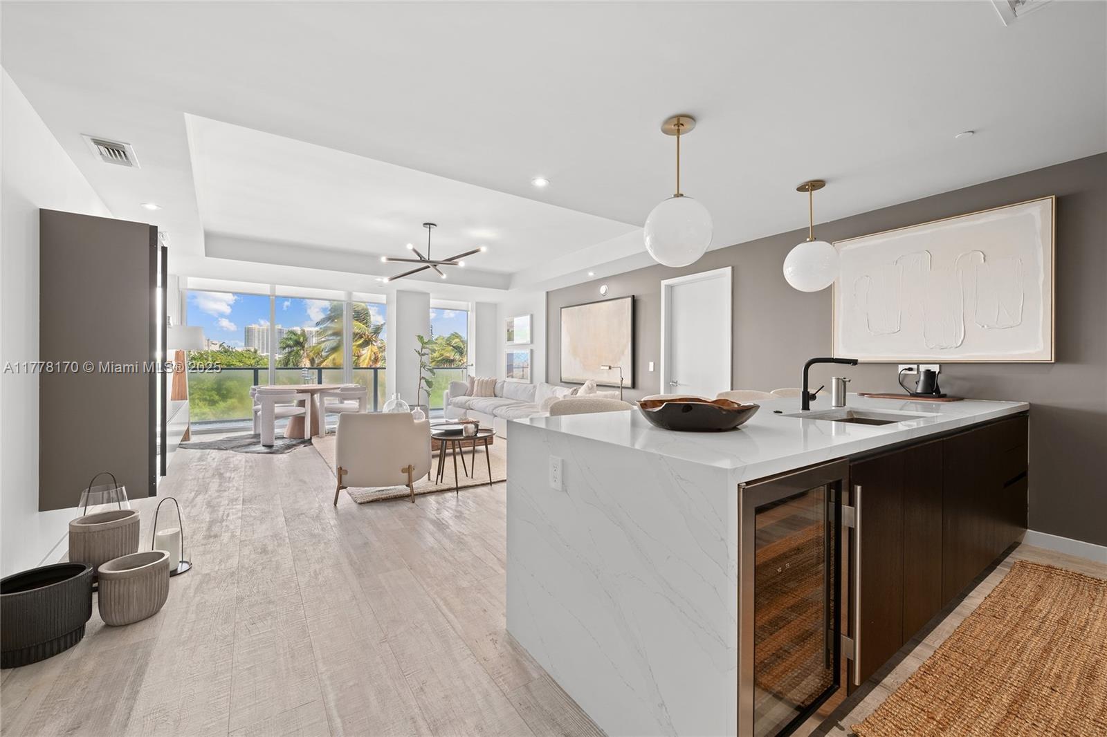 AUBERGE BEACH RESIDENCES - Residential