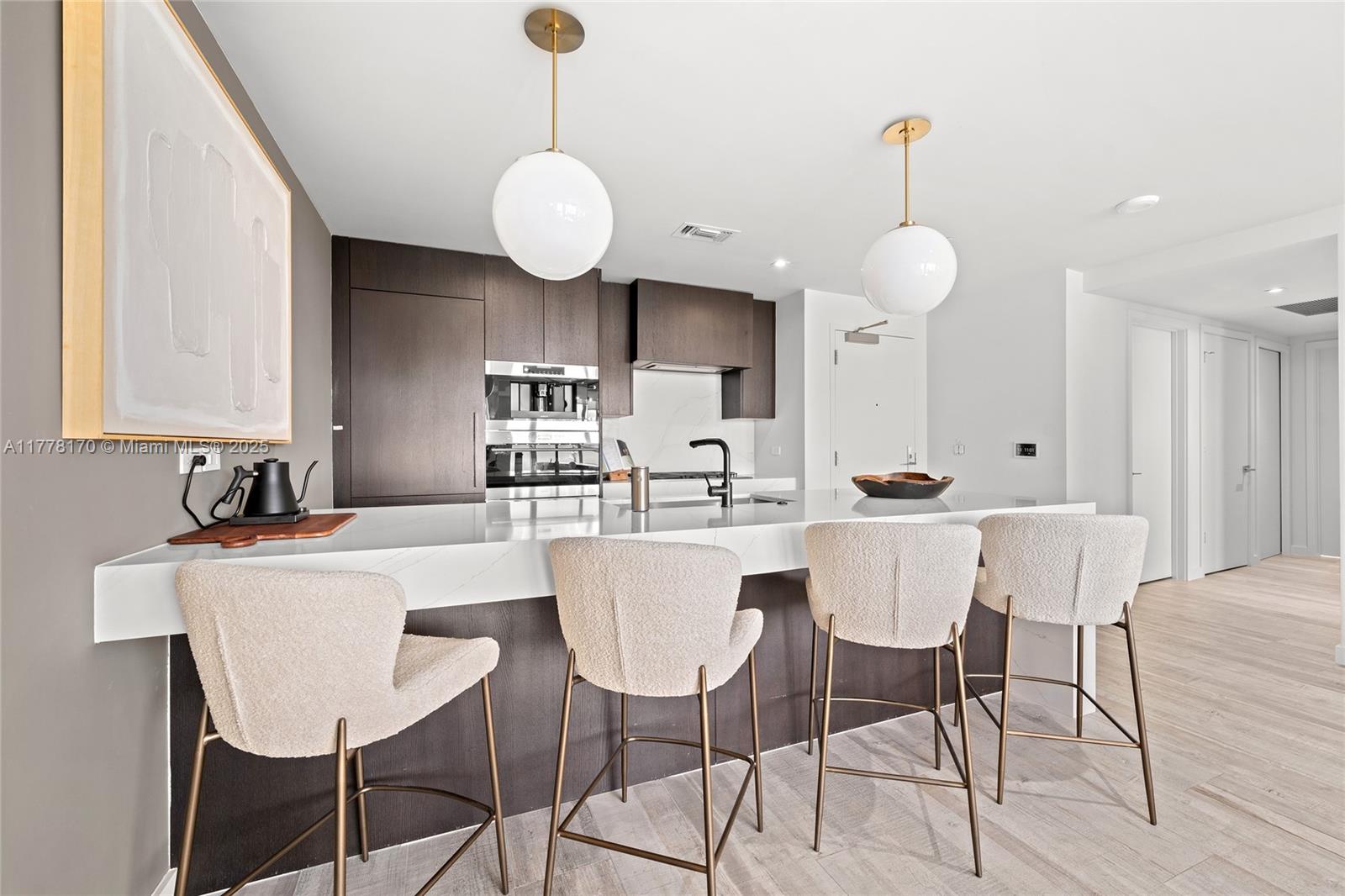 AUBERGE BEACH RESIDENCES - Residential