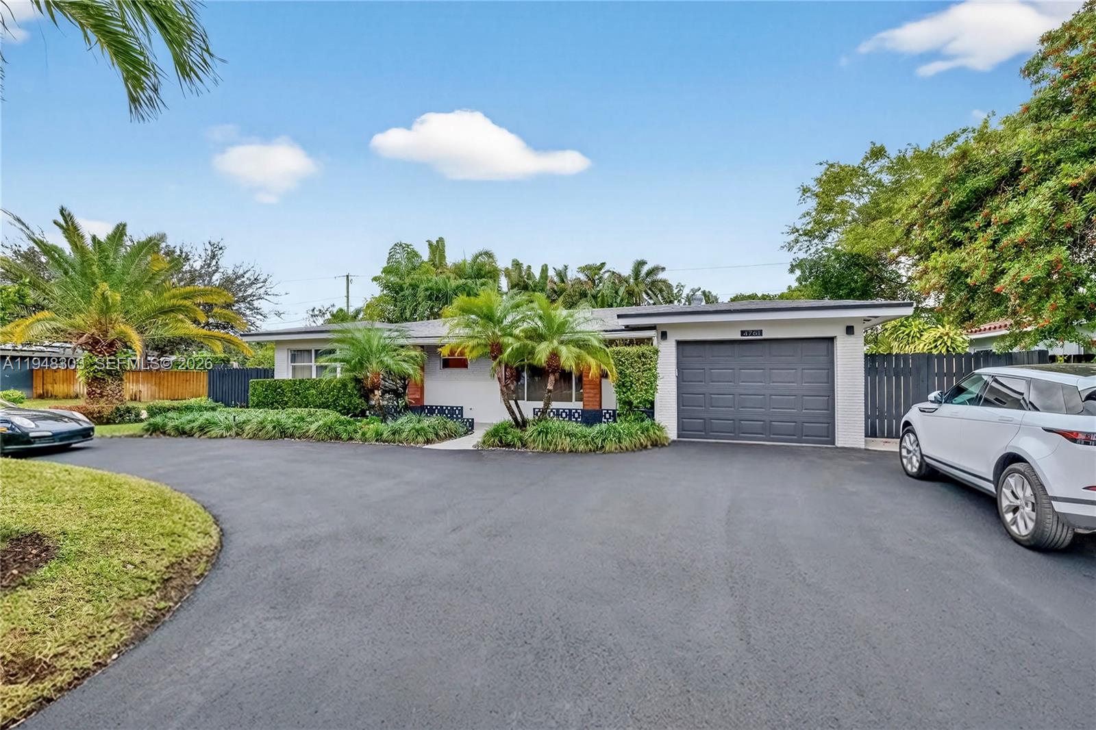 Floranada Ridge Sec A 30- - Residential