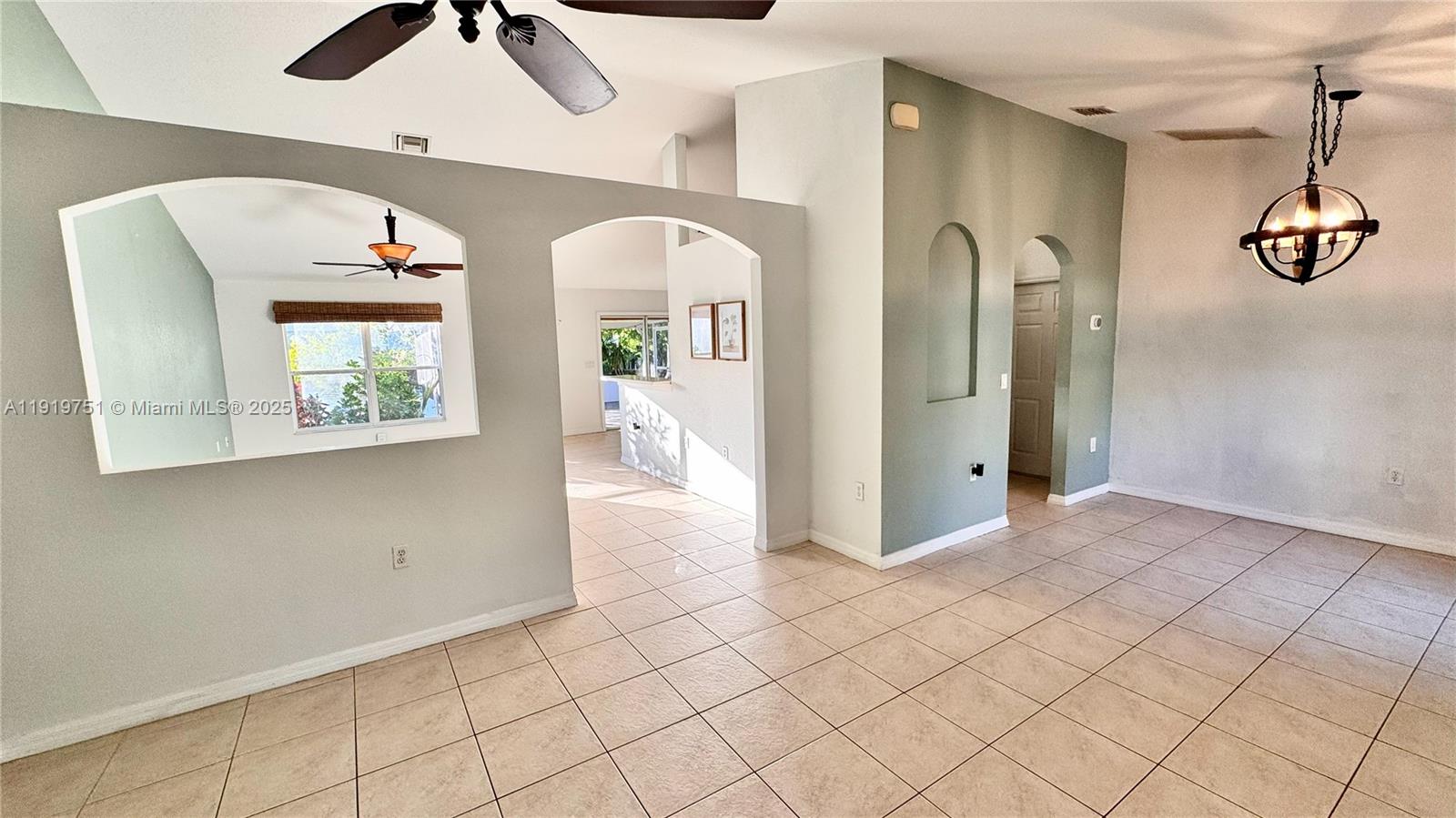 PORT ST LUCIE SECTION 33 - Residential