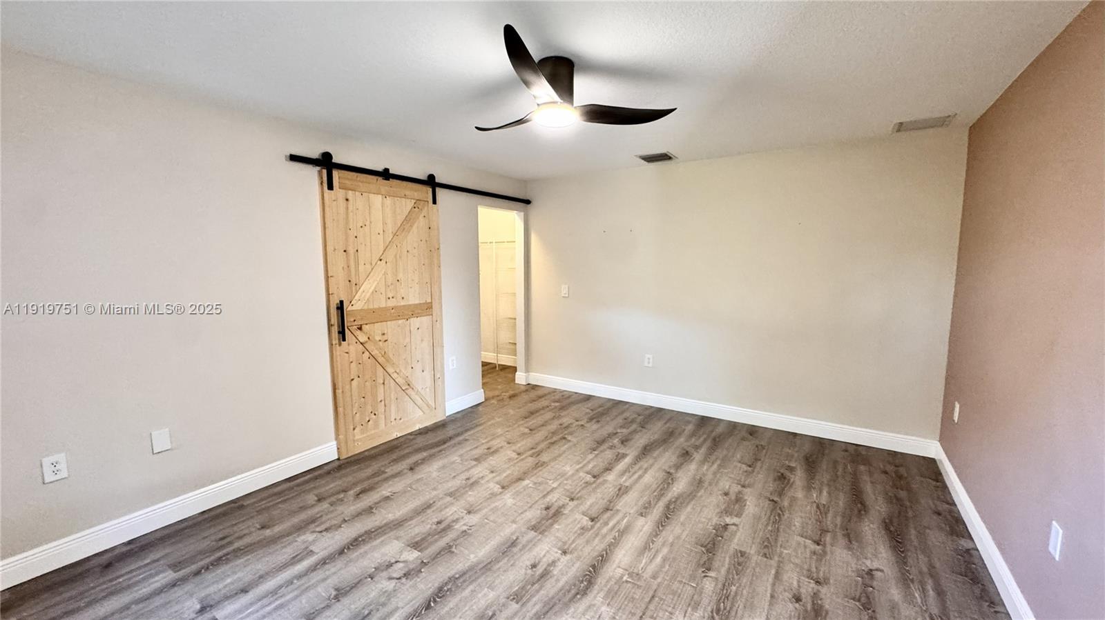 PORT ST LUCIE SECTION 33 - Residential