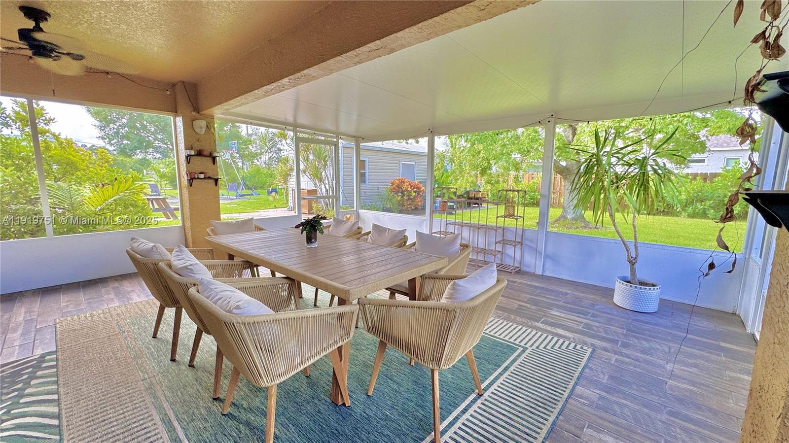 PORT ST LUCIE SECTION 33 - Residential