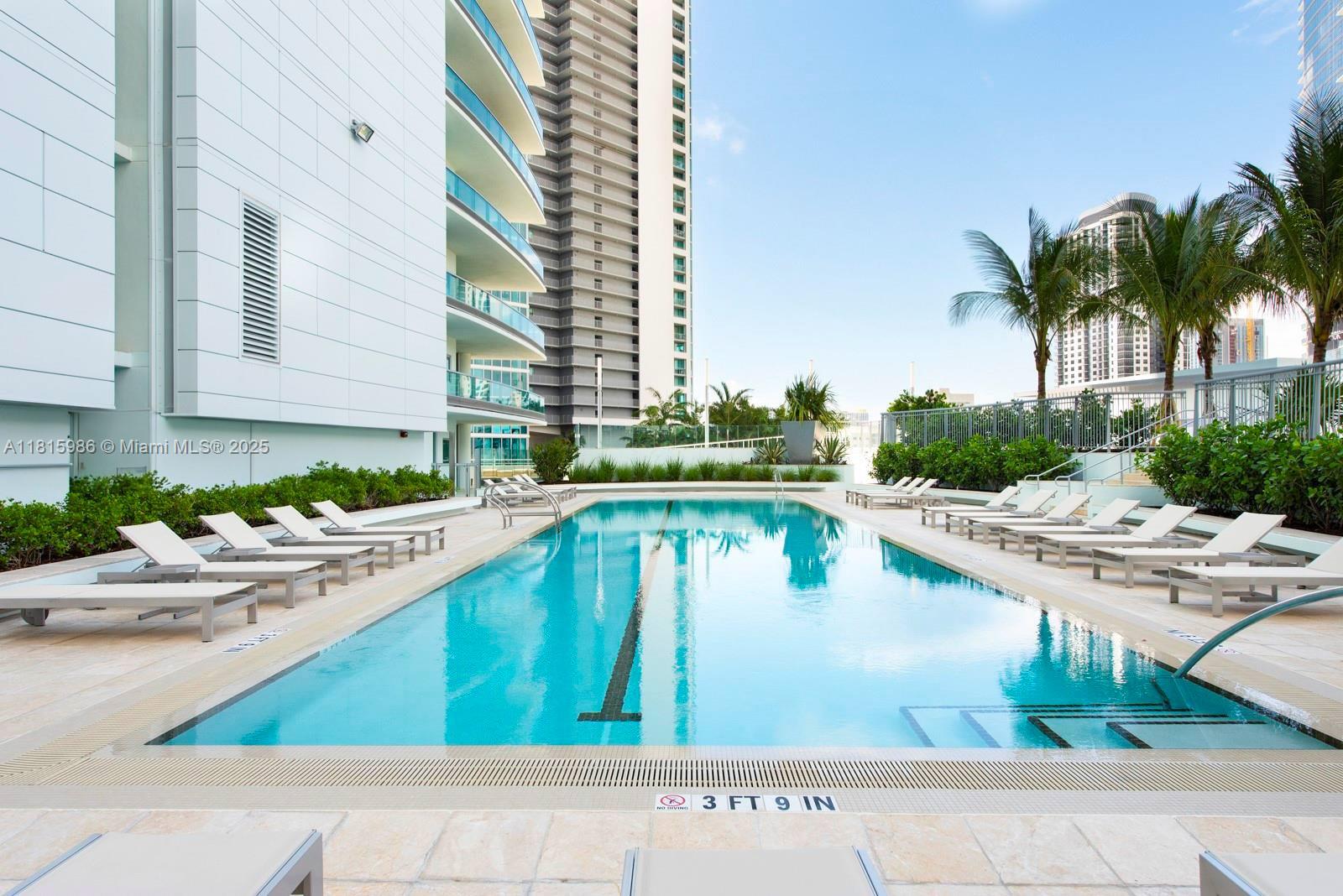 900 BISCAYNE BAY CONDO - Residential Lease