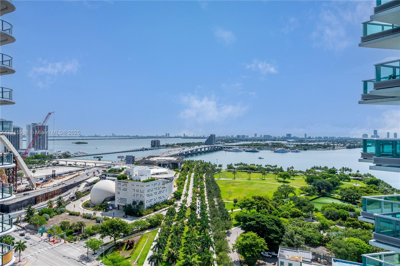 900 BISCAYNE BAY CONDO - Residential Lease