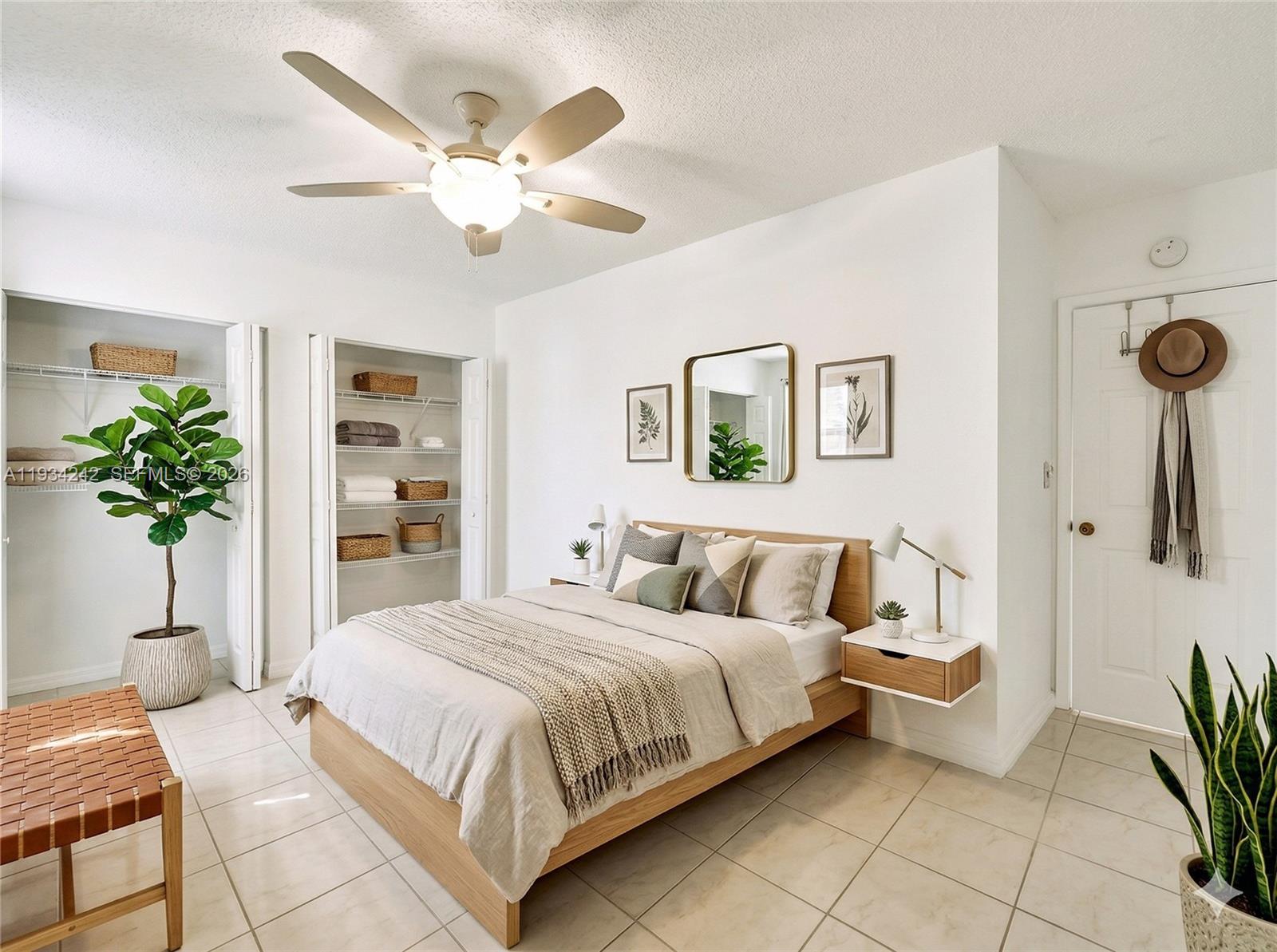 CARIBBEAN BREEZE CONDO - Residential